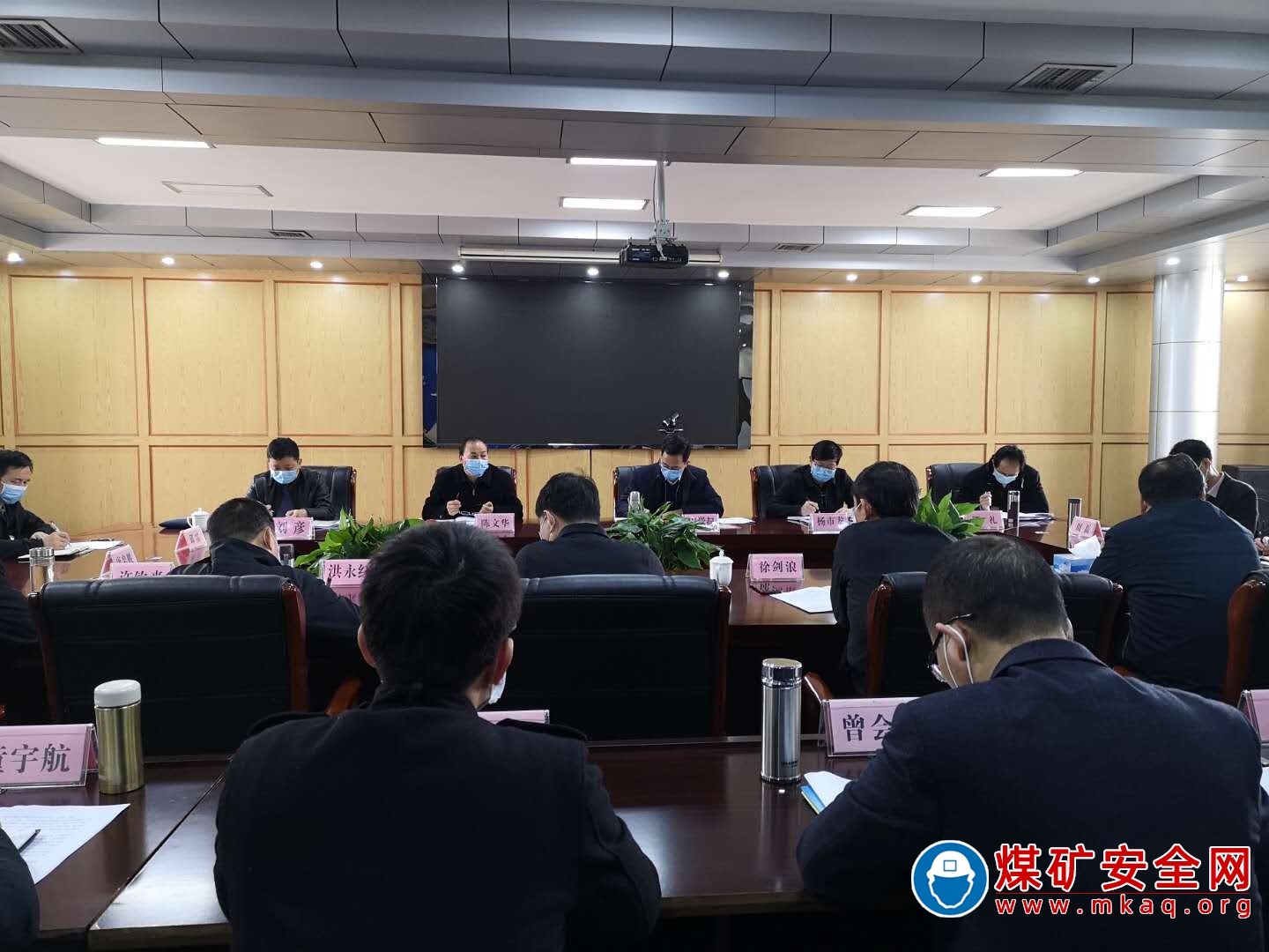 江西煤監(jiān)局局長田學起來贛西南分局調研指導工作