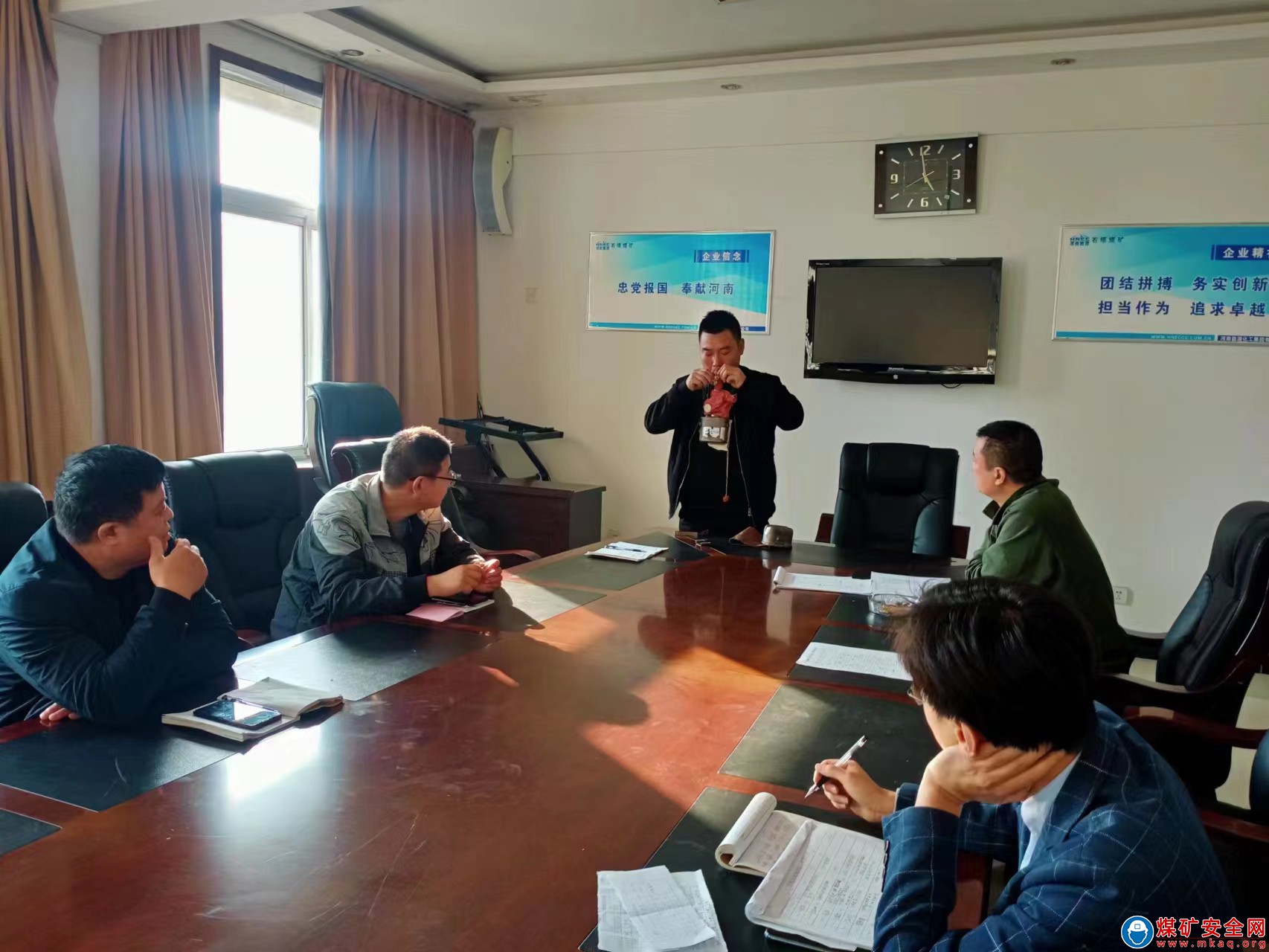 河南能源義煤公司石壕煤礦：加強實操 提升水平