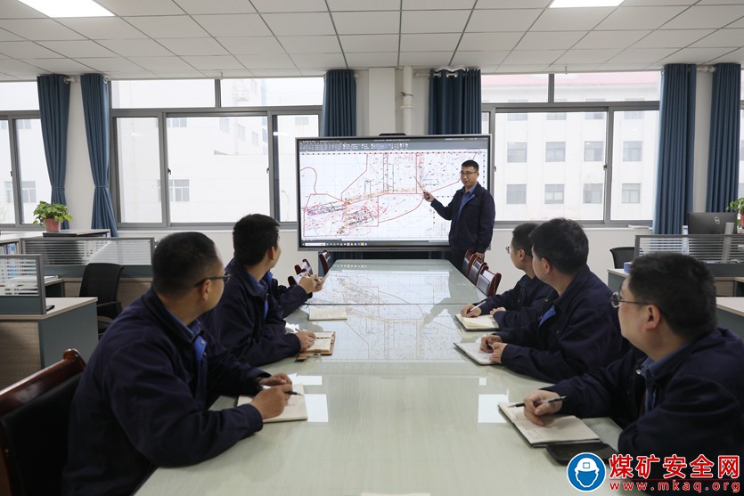 皖北煤電招賢礦業(yè)：“水患獵手”梁啟敬